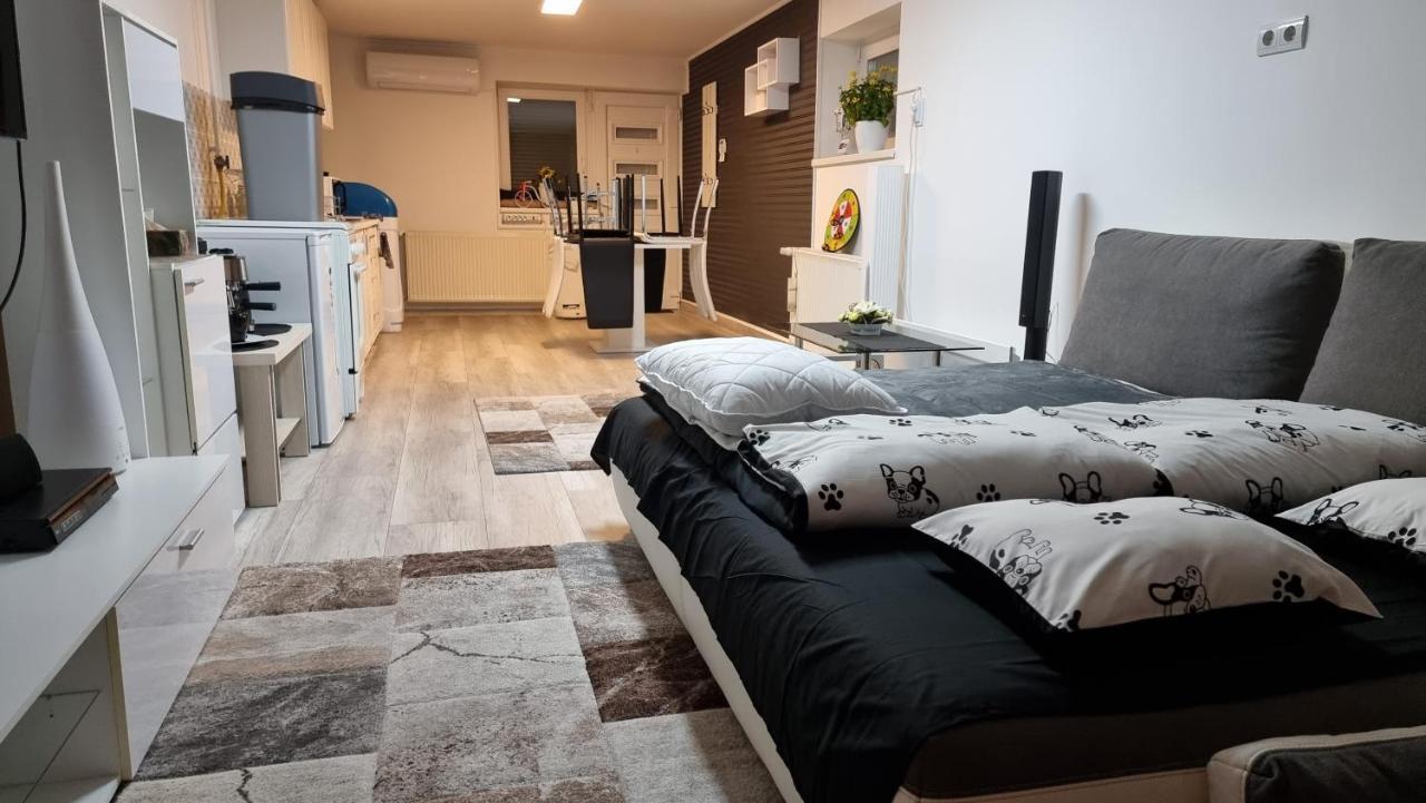 Apartmán Panoli Apartmanhaz Nyíregyháza Exteriér fotografie